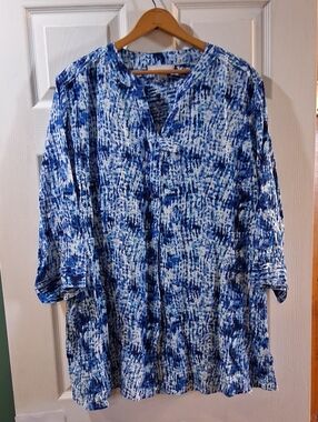 Woman Within Blue & White Abstract Button-Up Tunic